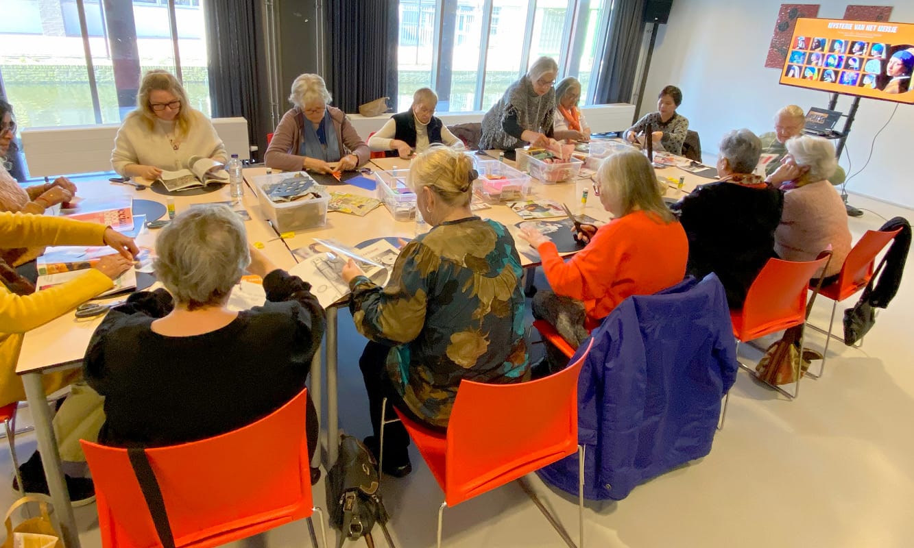 creatieve, workshop, collage,verbinding,nationale vrouwendag, buurtcentrum corrosia, de schoor, almere haven